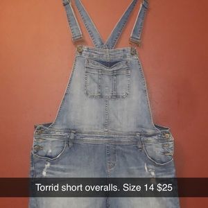Torrid short overalls. Never worn